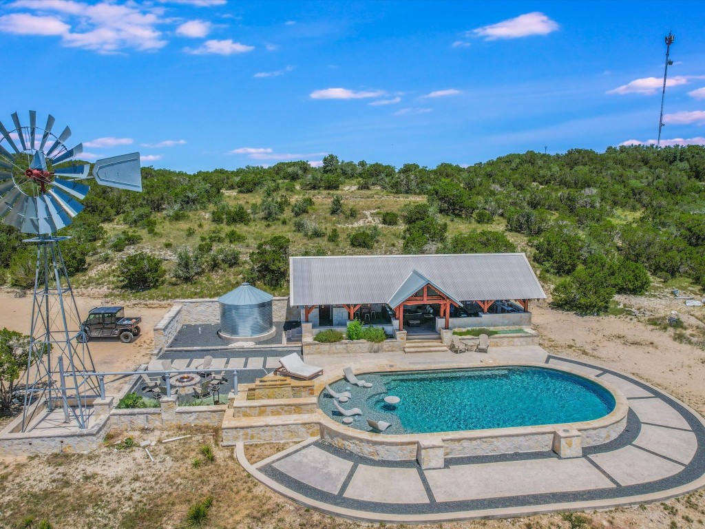 453 Lone Man Mountain Road Wimberley, TX 78676 - Photo 17 of 39