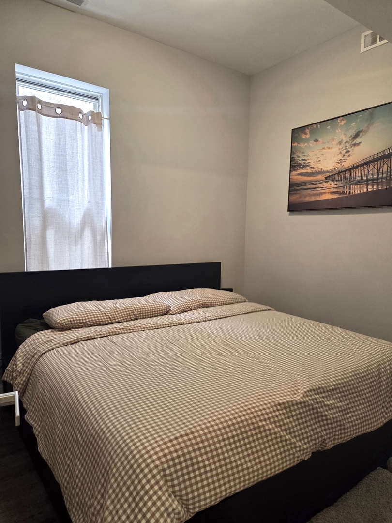 2726 West Haddon Avenue, Unit 2 Chicago, IL 60622 - Photo 7 of 14