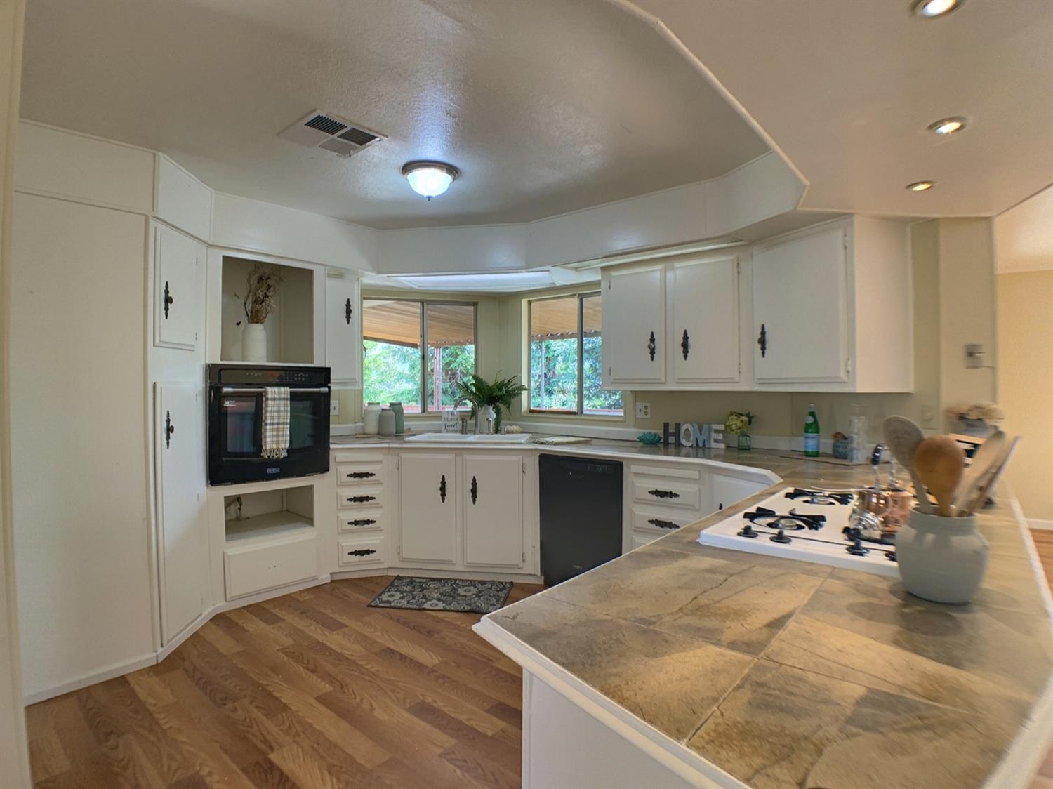 35830 East Kings Canyon Road Dunlap, CA 93621 - Photo 6 of 40 Gallery Image 6