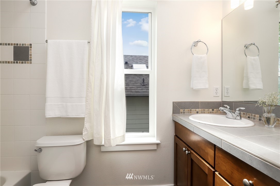 9019 North 91st Street Seattle, WA 98103 - Photo 13 of 25 Gallery Image 13