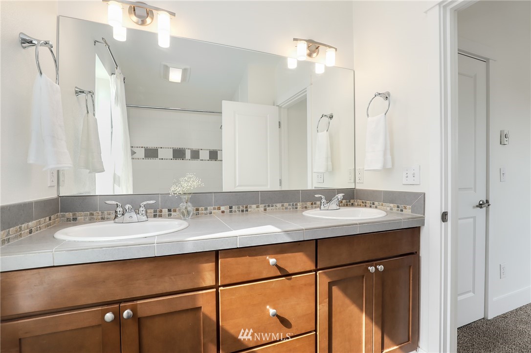 9019 North 91st Street Seattle, WA 98103 - Photo 14 of 25 Gallery Image 14