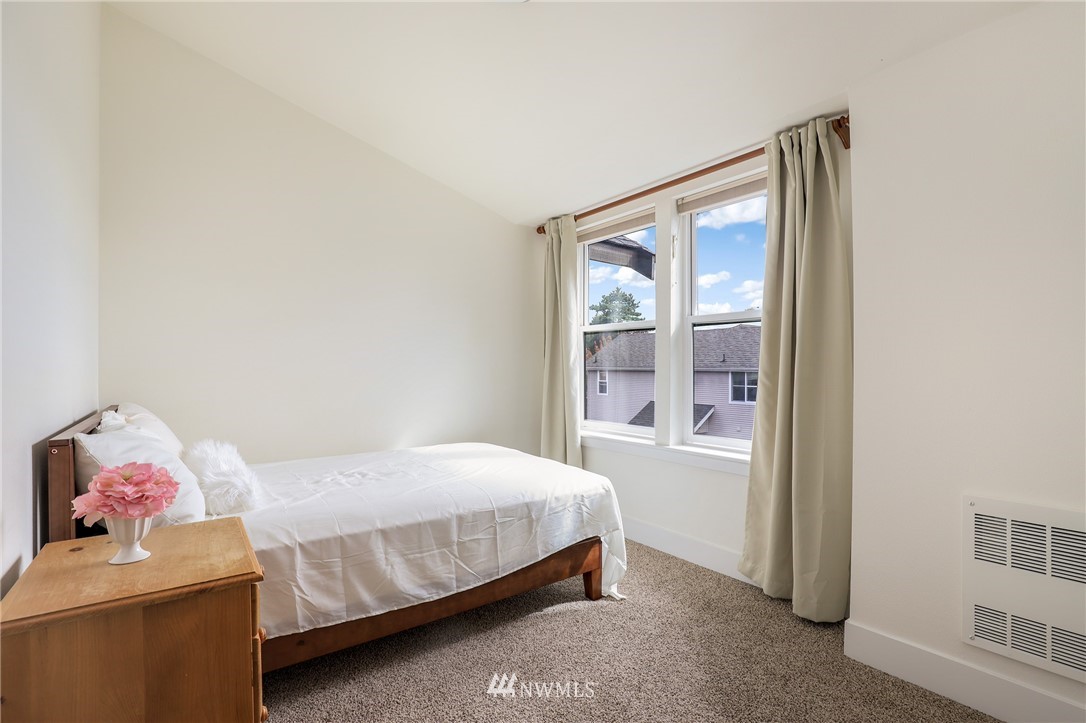 9019 North 91st Street Seattle, WA 98103 - Photo 16 of 25 Gallery Image 16