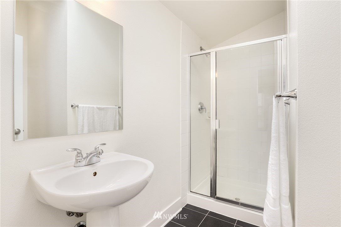 9019 North 91st Street Seattle, WA 98103 - Photo 18 of 25 Gallery Image 18