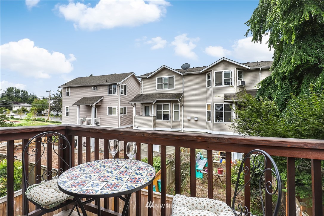 9019 North 91st Street Seattle, WA 98103 - Photo 9 of 25 Gallery Image 9