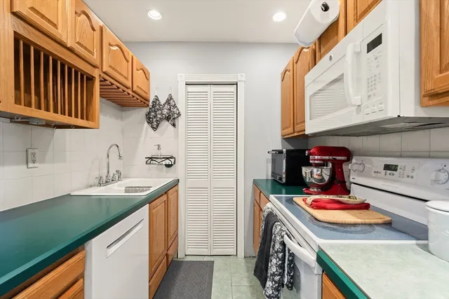 $299,900 | 459 Willard Street, Unit 303, Quincy, MA 02169