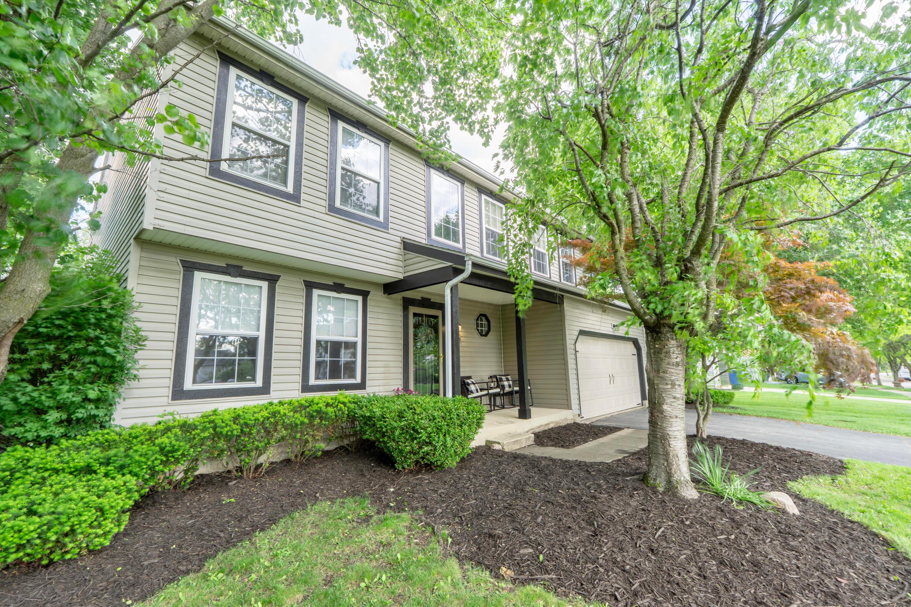 160 Kettering Bend Delaware, OH 43015 - Photo 1 of 49 A view of the front of the home!