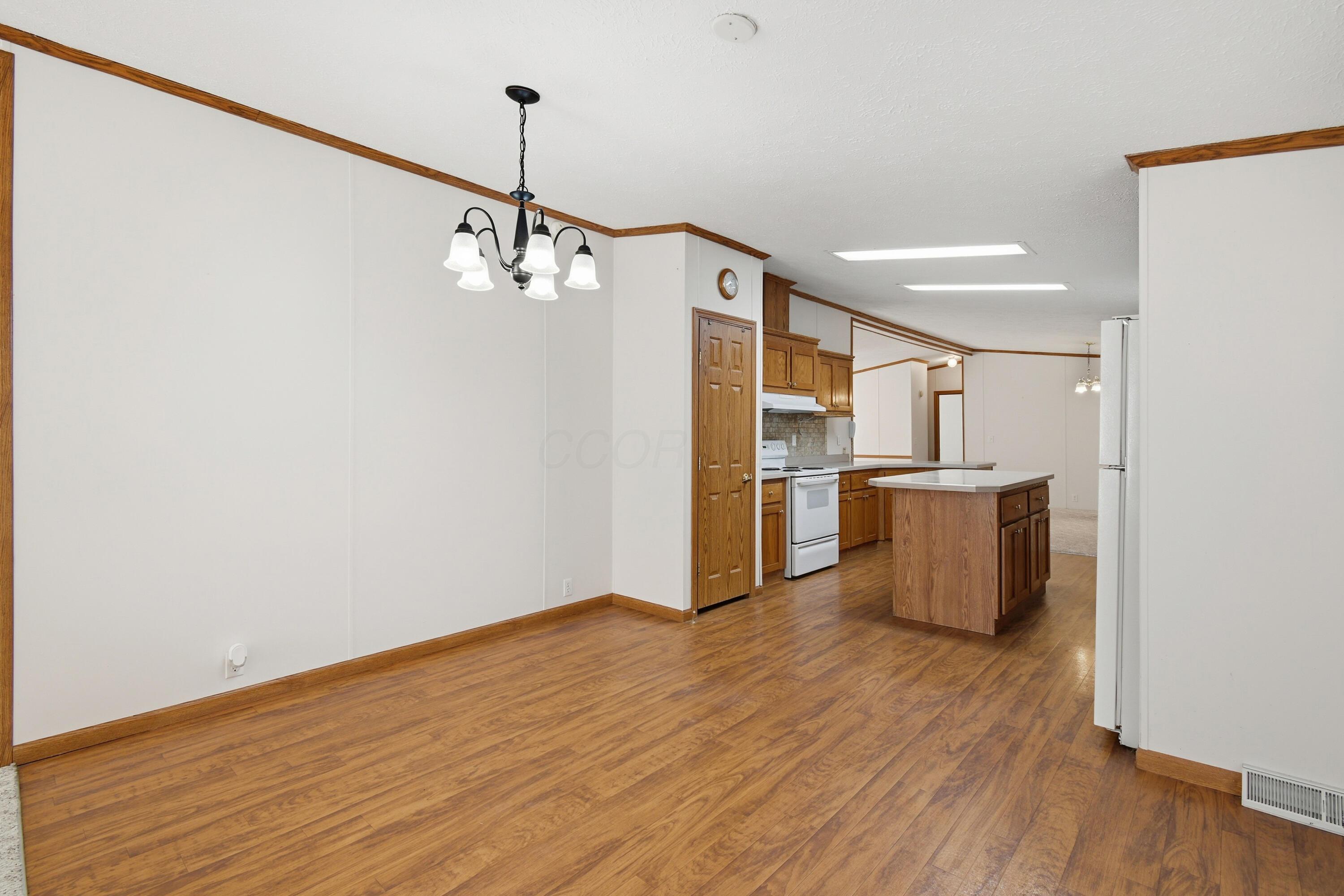 60602 Shaw Road Cambridge, OH 43725 - Photo 17 of 43 017_f8_60602_Shaw_Rd