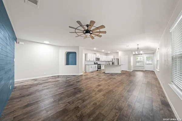 $1,900 | 148 Sage Sparrow, San Antonio, TX 78253