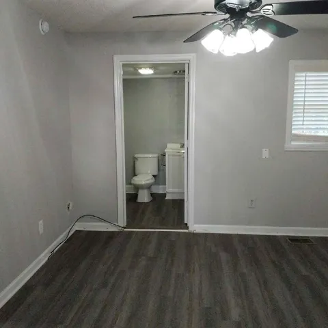 $1,250 | 330 Vivelle Avenue, Nashville, TN 37210