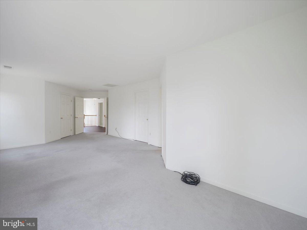 1721 Dearbought Drive Frederick, MD 21701 - Photo 20 of 42 Primary Bedroom 27'0" x 13'7"