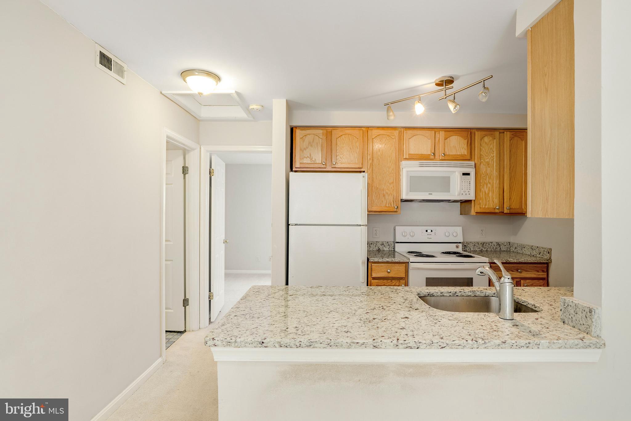 13513 Orchard Drive, Unit 3513 Clifton, VA 20124 - Photo 7 of 30