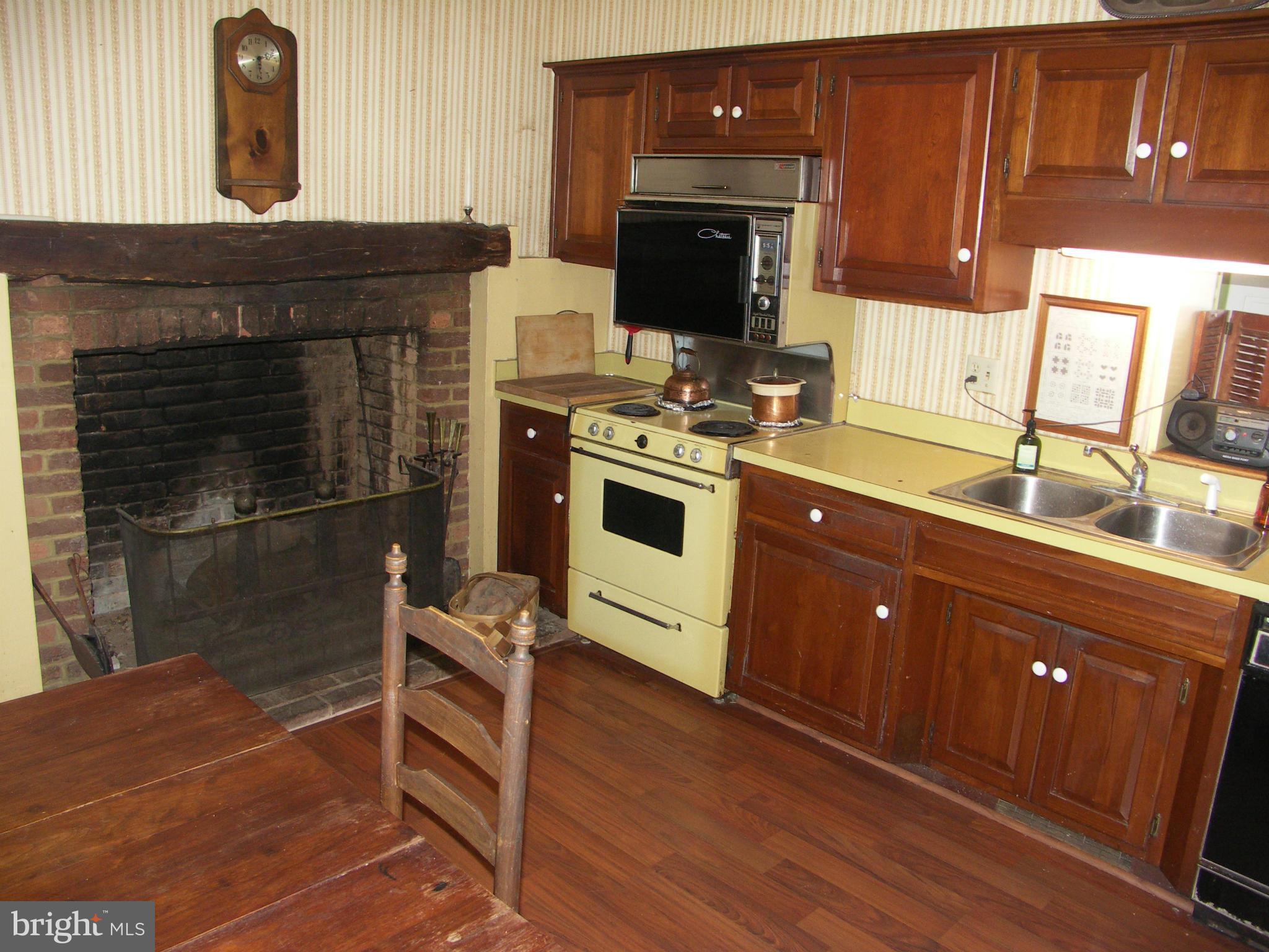 1076 Clyde Borum Road Inwood, WV 25428 - Photo 12 of 30 Kitchen