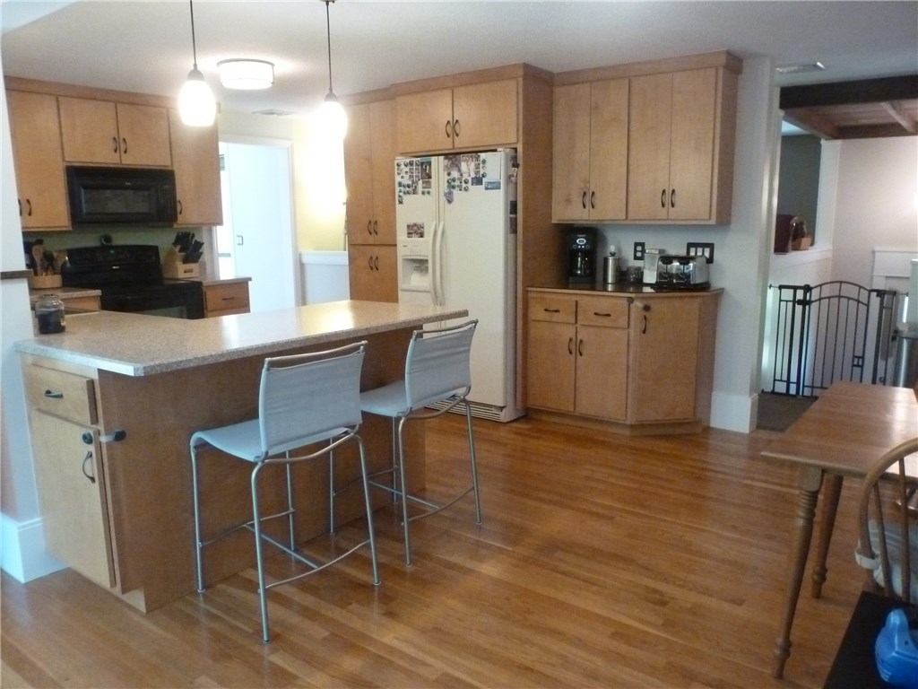 450 Tarklin Road Mapleville, RI 02839 - Photo 8 of 32