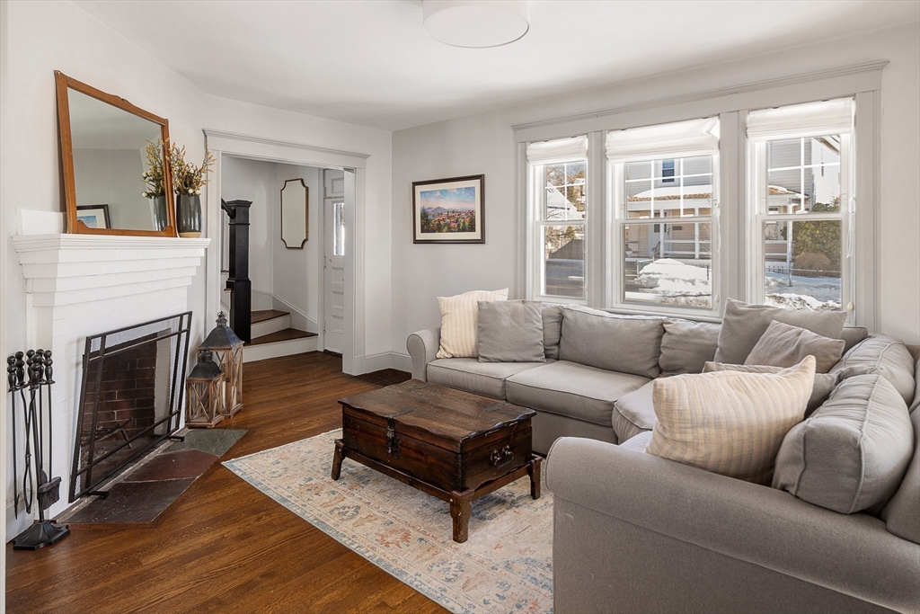 475 Beale Street Quincy, MA 02169 - Photo 2 of 24