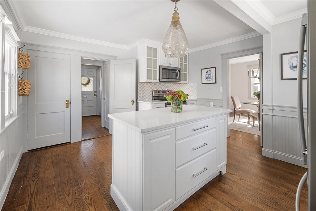 475 Beale Street Quincy, MA 02169 - Photo 5 of 24