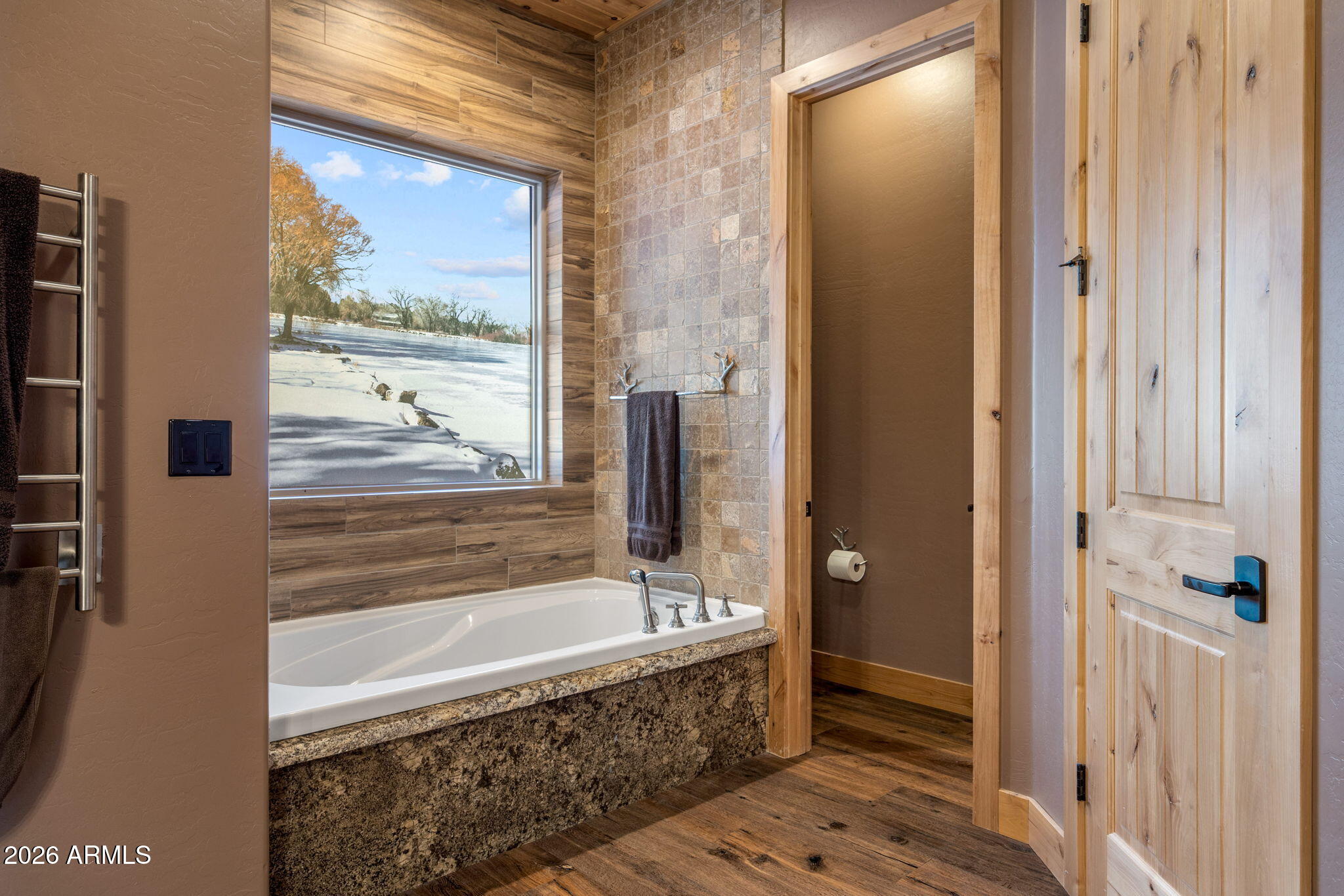 758 Southlake Road Lakeside, AZ 85929 - Photo 26 of 95 a bathroom with a bathtub and a shower
