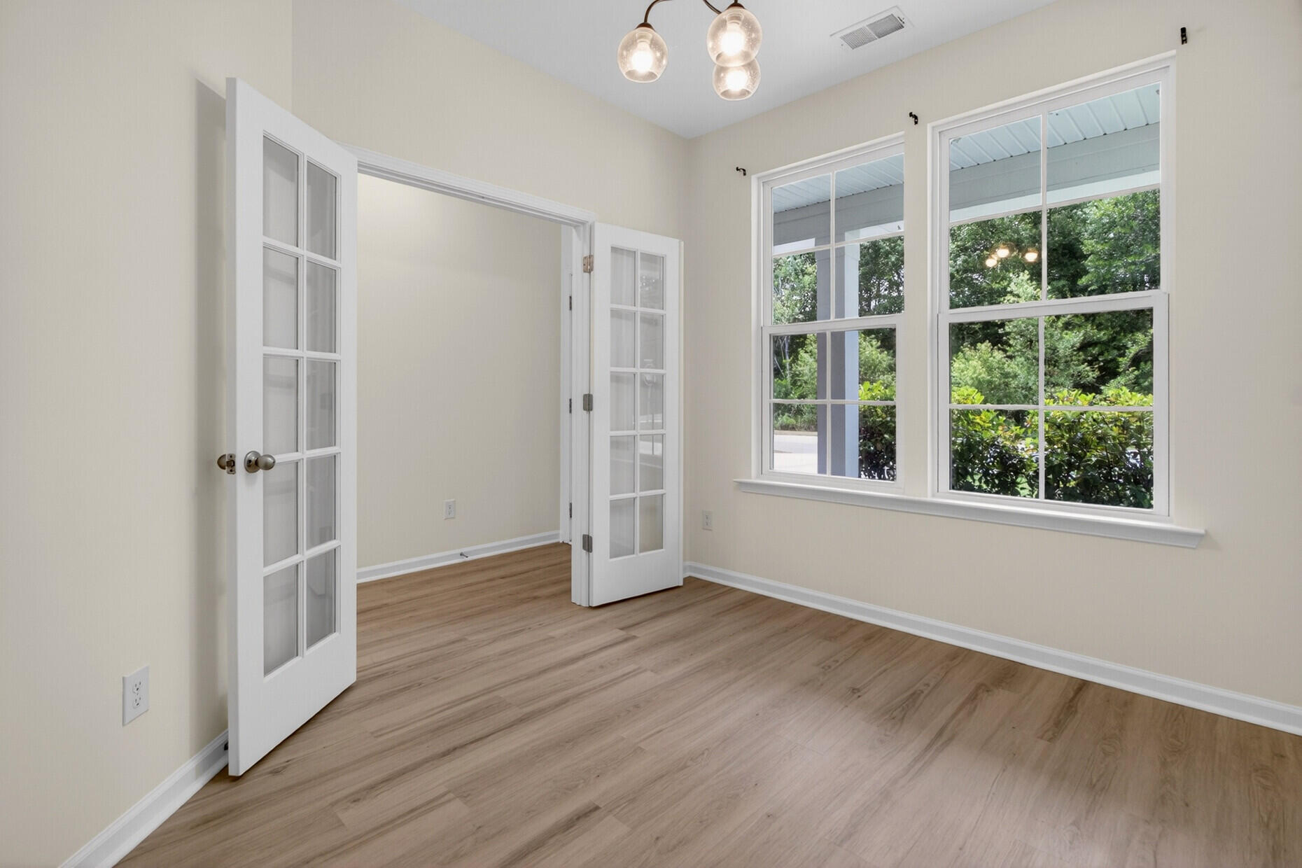 103 Caleb Court Ladson, SC 29456 - Photo 6 of 42