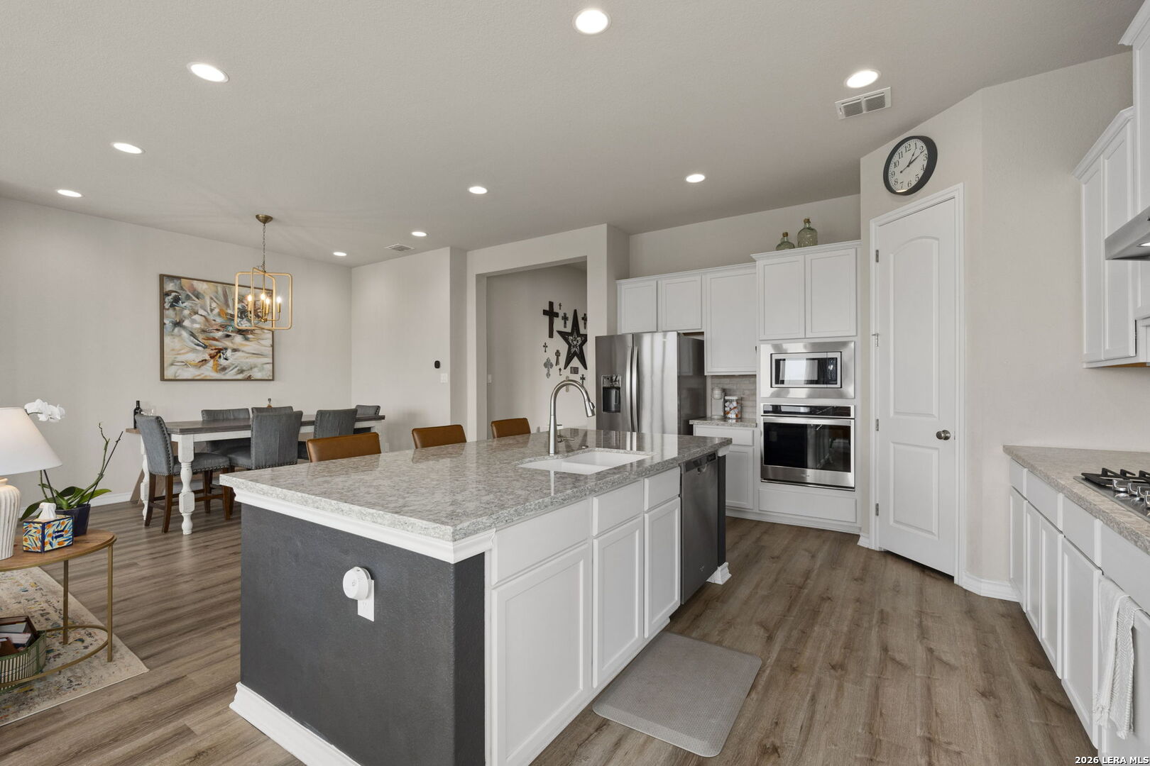 102 Ocotillo Boerne, TX 78006 - Photo 5 of 54