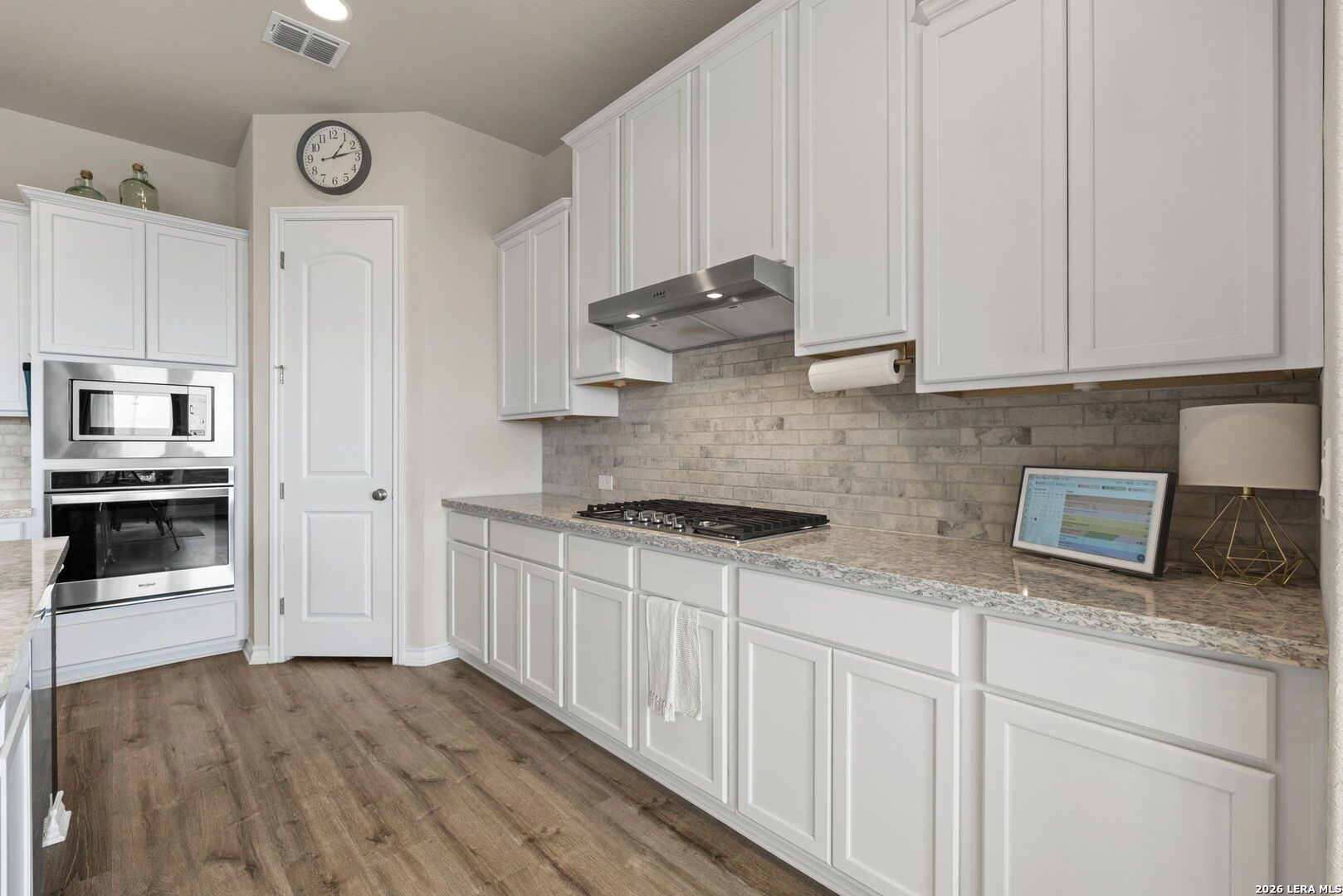 102 Ocotillo Boerne, TX 78006 - Photo 6 of 54