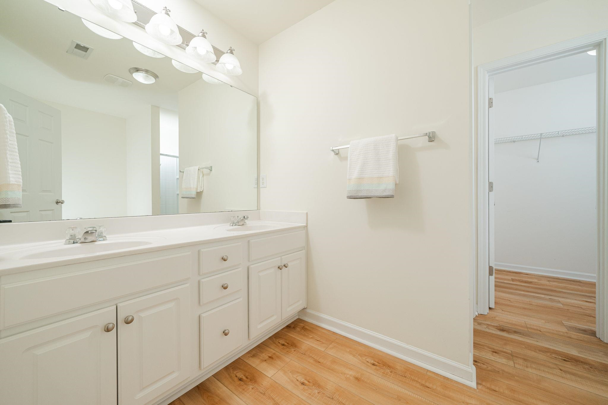 2942 Settle In Lane Raleigh, NC 27614 - Photo 11 of 25 Owner's Bath