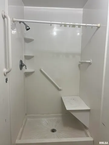 $49,900 | 109 East Laurel Street, Table Grove, IL 61482