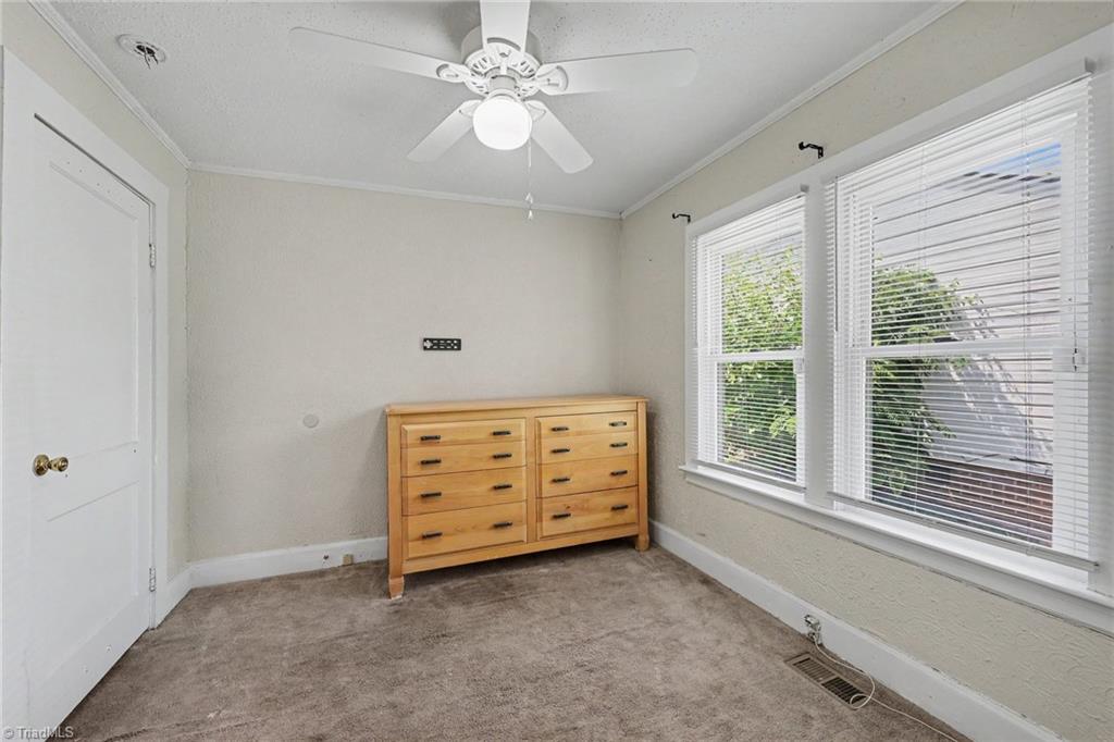 1602 Larkin Street High Point, NC 27262 - Photo 21 of 32