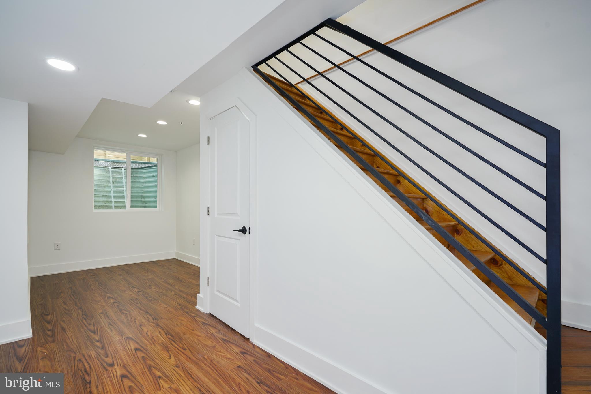 2344 North Mutter Philadelphia, PA 19133 - Photo 31 of 36