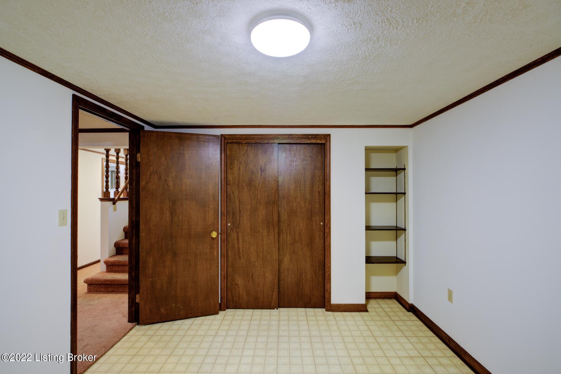 2913 Lexham Road Louisville, KY 40220 - Photo 27 of 49 GSP-2913_Lexham_Rd-29