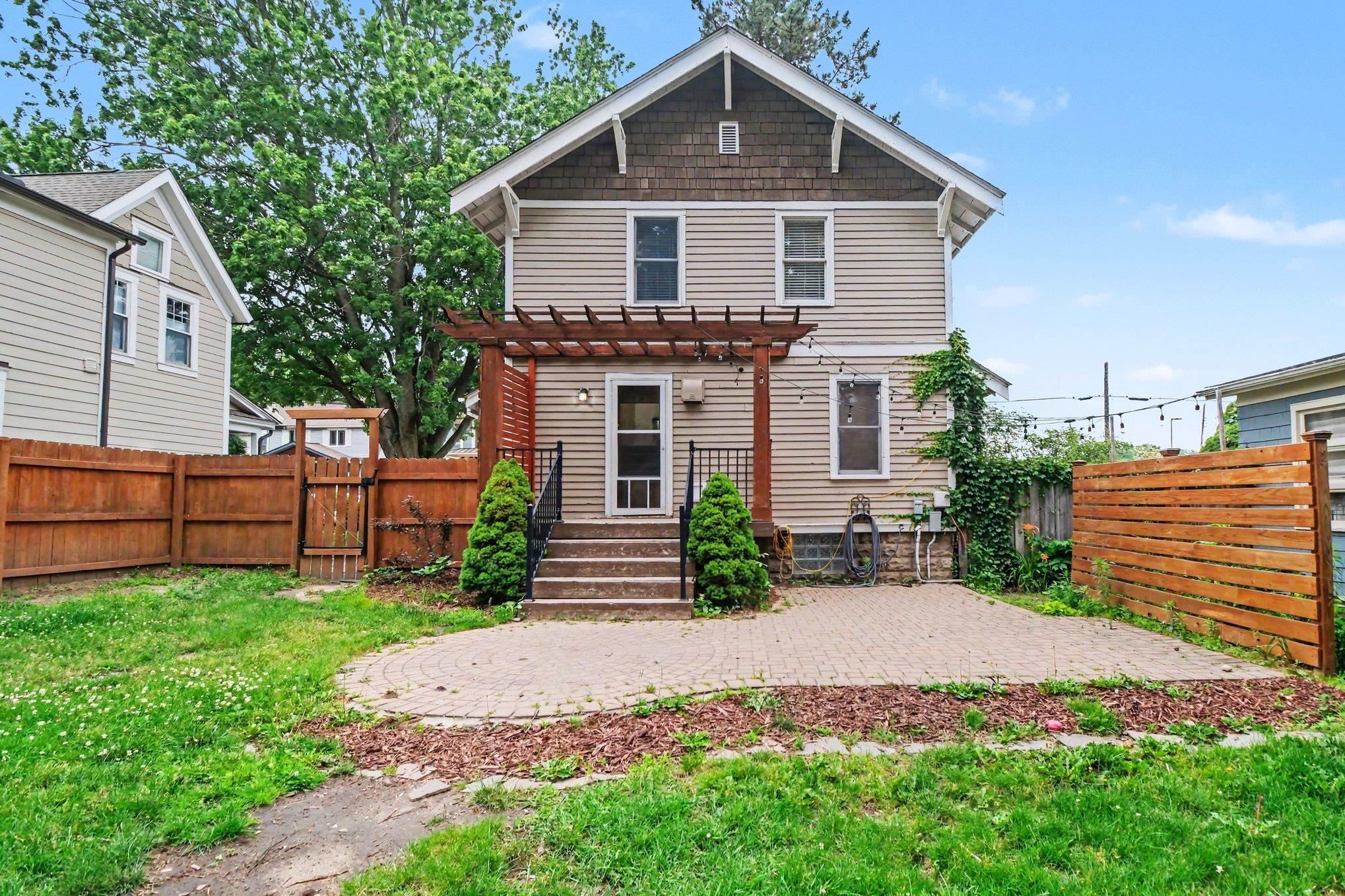 127 Drace Street Rochester, MI 48307 - Photo 16 of 20 50213291-2739e487-a804-4fae-9827-bcb3815842d4.JPG