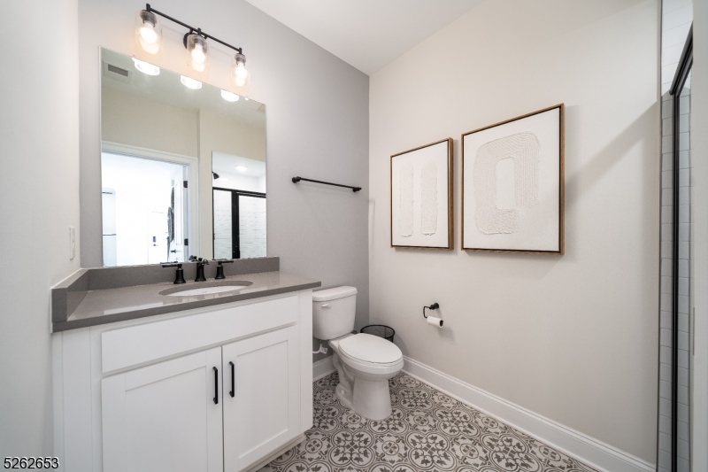 8 Jessica Lane Union, NJ 07083 - Photo 11 of 27