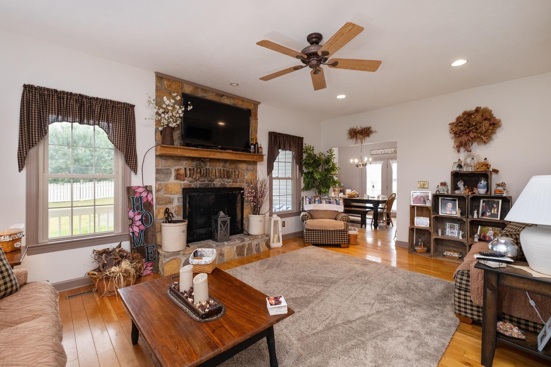 12762 Mountain Valley Road Broadway, VA 22815 - Photo 25 of 41 Gallery Image 25