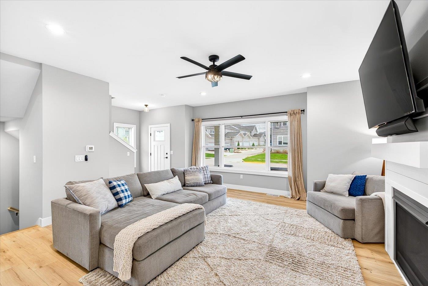 4879 Jicama Road Fitchburg, WI 53711 - Photo 13 of 47