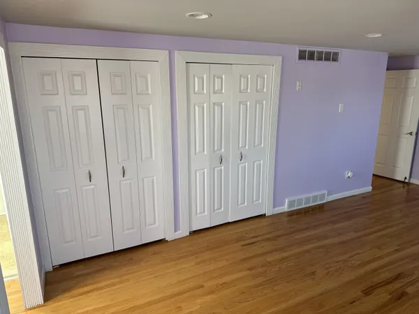 $639,900 | 26429 Wilson Drive, Dearborn Heights, MI 48127