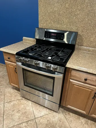 $639,900 | 26429 Wilson Drive, Dearborn Heights, MI 48127