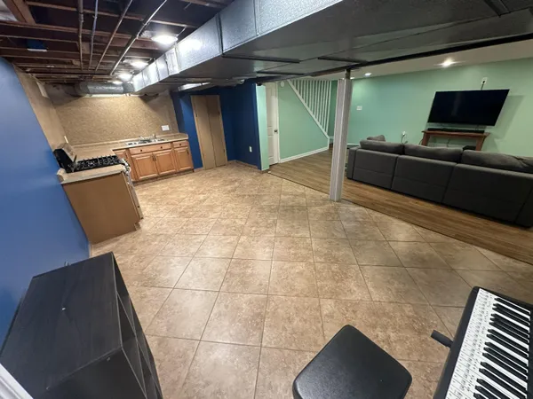 $639,900 | 26429 Wilson Drive, Dearborn Heights, MI 48127