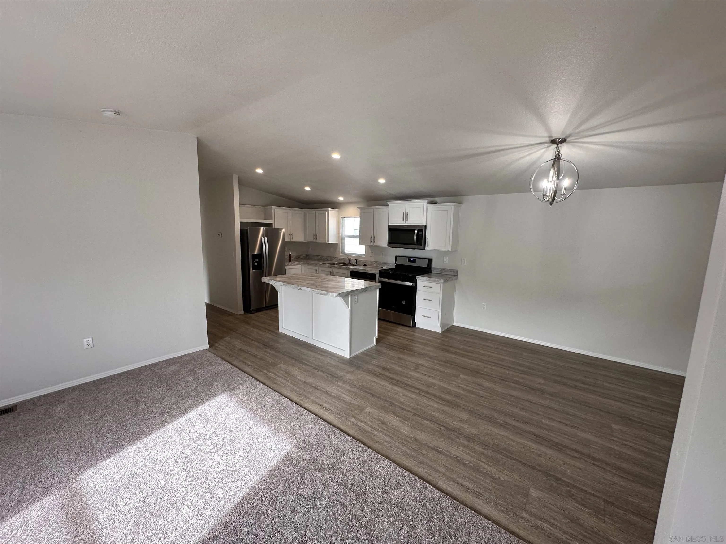 22899 Byron Road, Unit 29 Crestline, CA 92325 - Photo 7 of 8