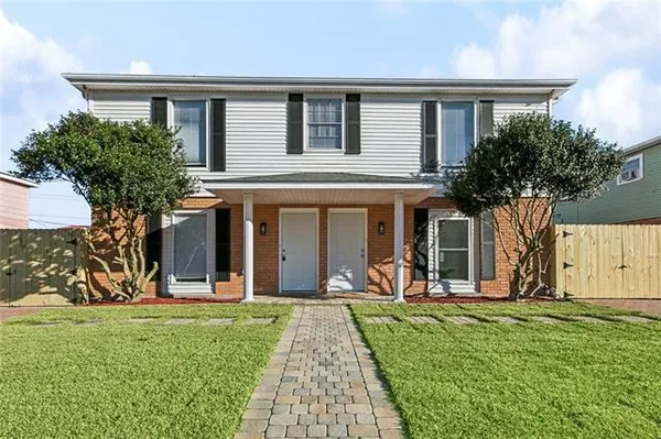 $1,650 | 2425 Octavia Drive, Chalmette, LA 70043