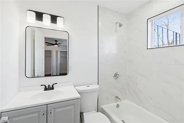 $1,650 | 2425 Octavia Drive, Chalmette, LA 70043