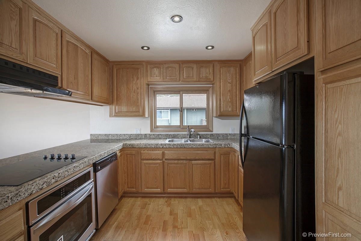 2225 Monaghan Court Spring Valley, CA 91977 - Photo 9 of 25