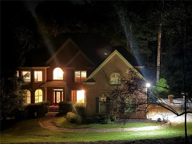 a view of entrance of the house
