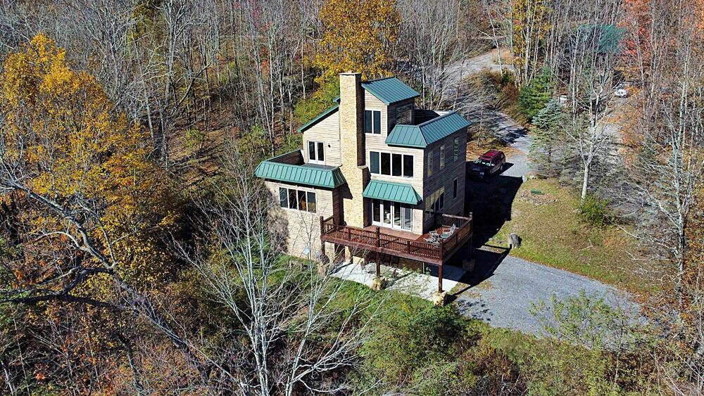 155 Hawthorne Ridge Road Slatyfork, WV 26291 - Photo 1 of 45 Gallery Image 1