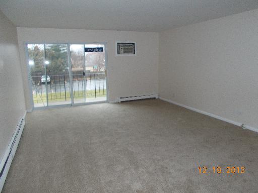 850 South Lorraine Road, Unit 2K Wheaton, IL 60189 - Photo 7 of 9 a view of room with window