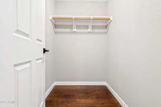 a view of utility room