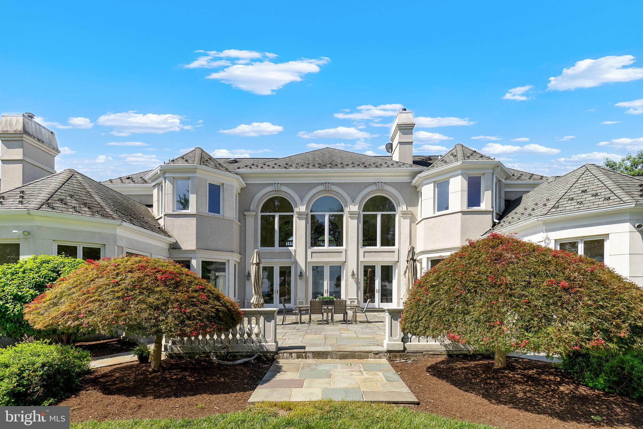 11195 Gunston Road Lorton, VA 22079 - Photo 31 of 118 7BR, 7.5BA, 15,338sf of luxury, set on 5+ acres