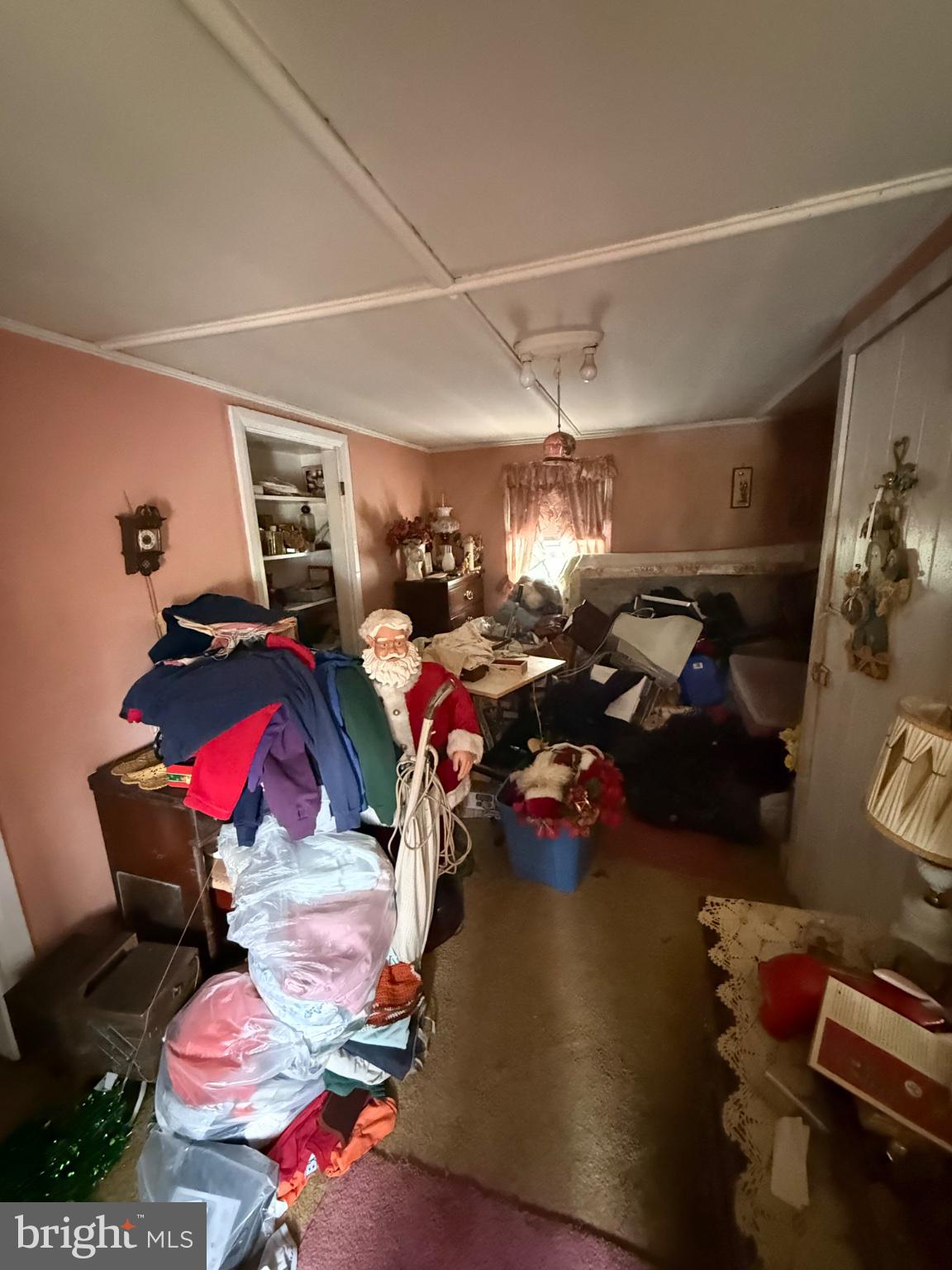 677 Monmouth Road Wrightstown, NJ 08562 - Photo 6 of 7 Cluttered space with nostalgic charm.