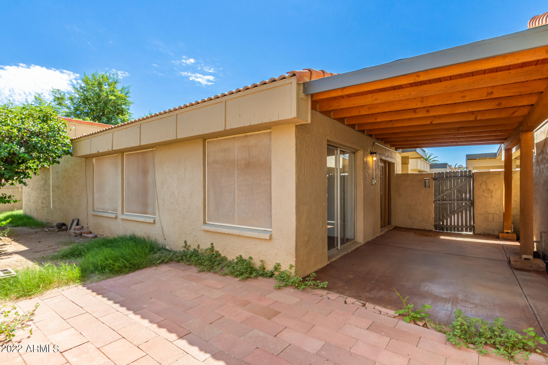 2435 West Greenway Road, Unit 6 Phoenix, AZ 85023 - Photo 23 of 25 24 - Greenway