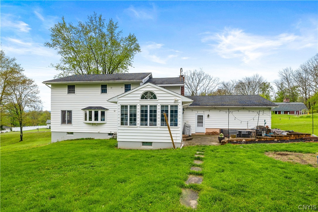 936 Ridgewood Road Herkimer, NY 13350 - Photo 5 of 39
