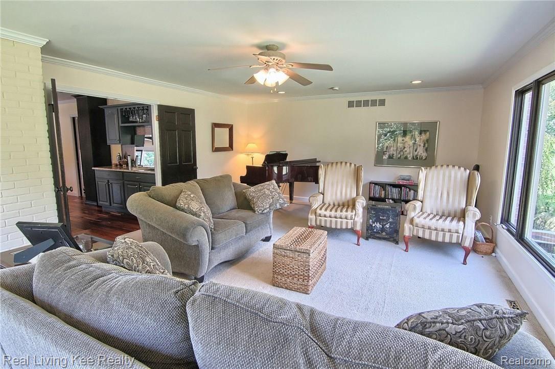 311 East Snell Road Rochester, MI 48306 - Photo 16 of 72 Living_Room_3rd_View.jpg