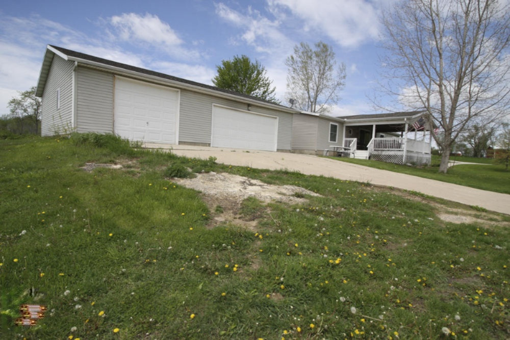 10300 South Case Road Dowling, MI 49050 - Photo 32 of 47 Case 10300 Dowling 31