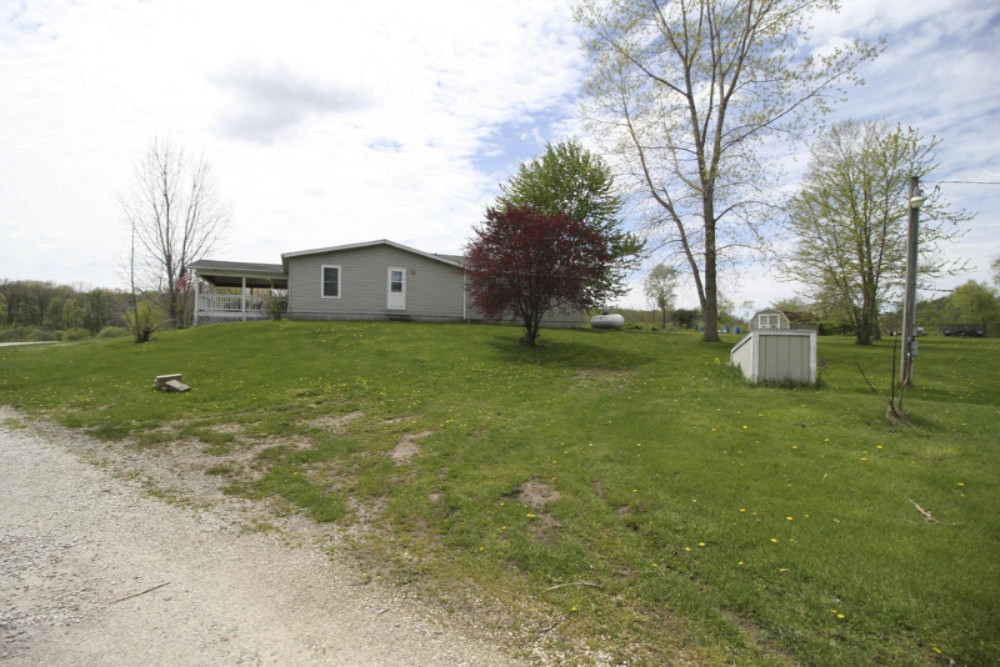 10300 South Case Road Dowling, MI 49050 - Photo 41 of 47 Case 10300 Dowling 40